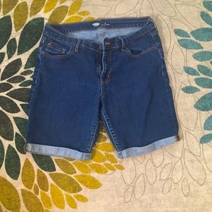 Old Navy size 8 dark blue Jean shorts